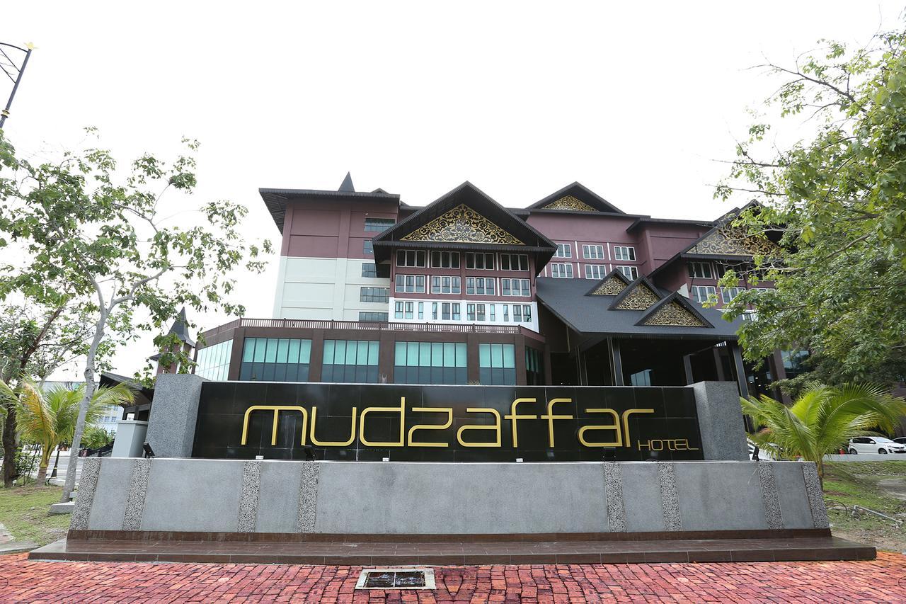 Mudzaffar Hotel