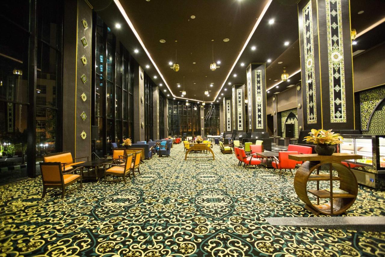 Mudzaffar Hotel 4*